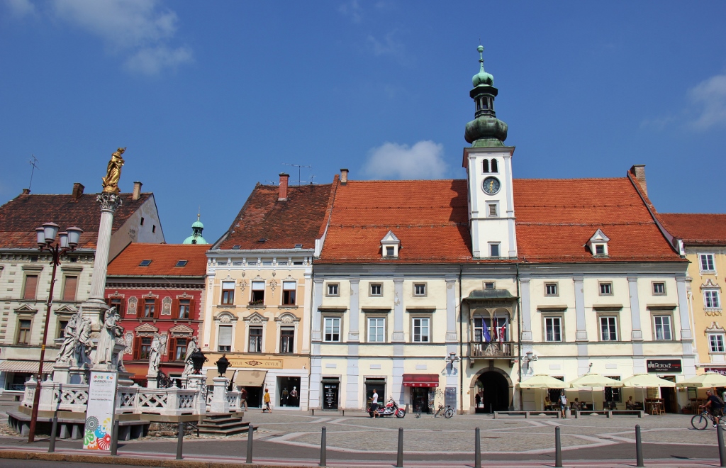 glavni-trg-main-square-maribor-slovenia
