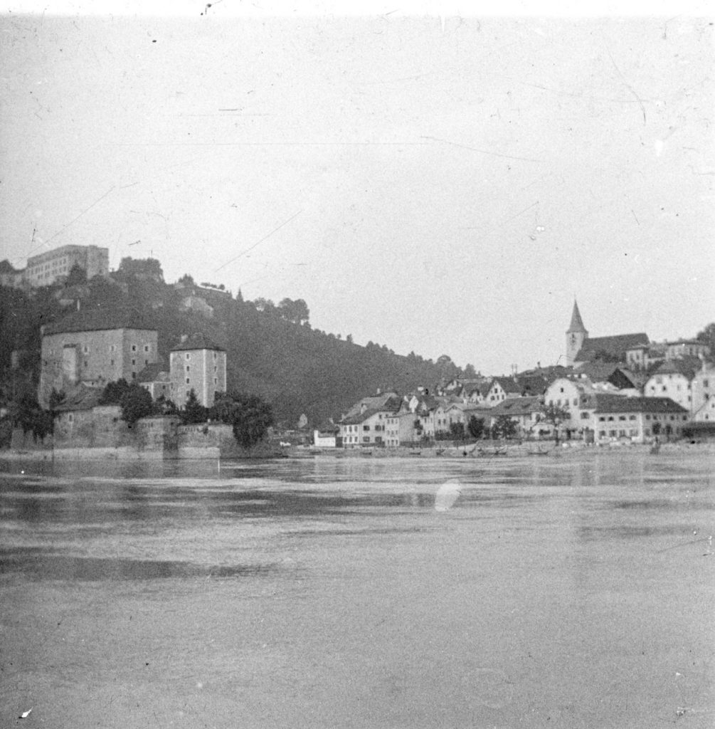 8023 - 03 - Past on Glass